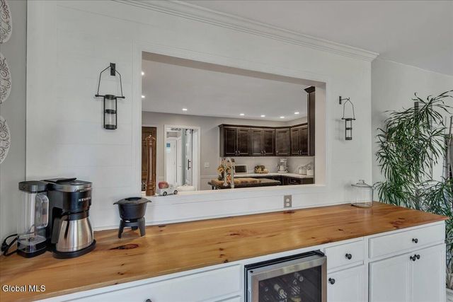 3 Sweetbriar Lane, Queensbury, NY 12804