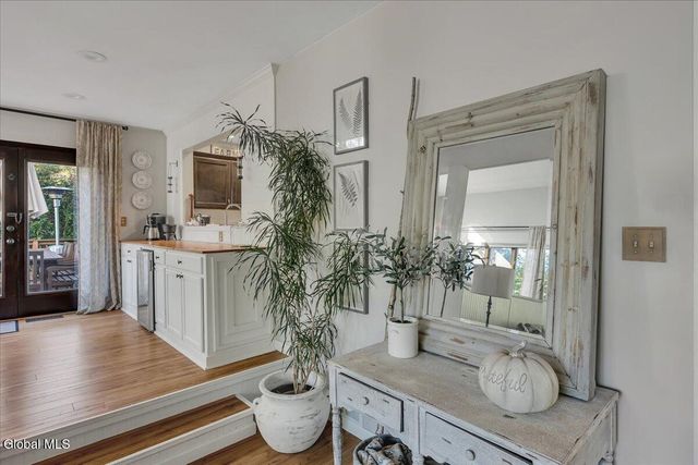 3 Sweetbriar Lane, Queensbury, NY 12804