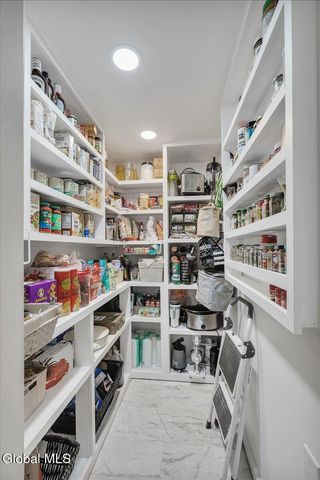 3 Sweetbriar Lane, Queensbury, NY 12804