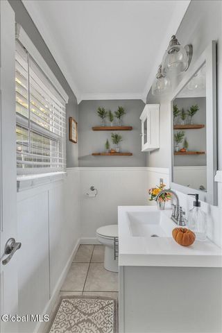 3 Sweetbriar Lane, Queensbury, NY 12804