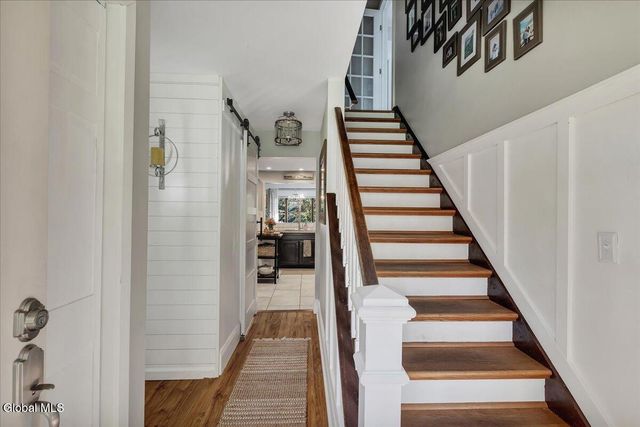 3 Sweetbriar Lane, Queensbury, NY 12804