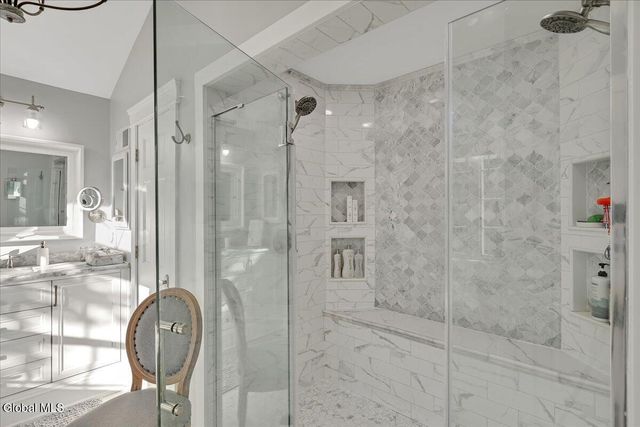 3 Sweetbriar Lane, Queensbury, NY 12804