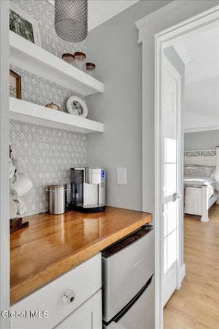 3 Sweetbriar Lane, Queensbury, NY 12804