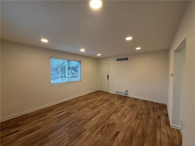 1922 Shroyer Road, Oakwood, OH 45419