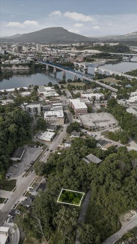 328 Tucker Street, Chattanooga, TN 37405