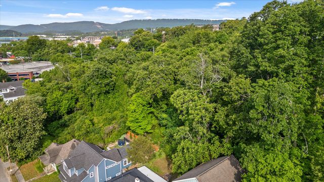 328 Tucker Street, Chattanooga, TN 37405
