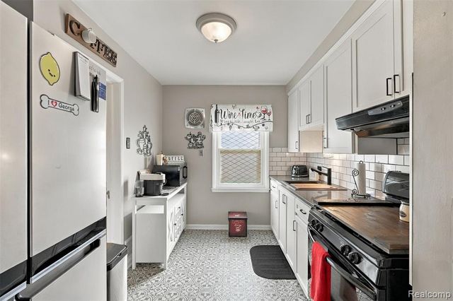 12975 Ward Street, Southgate, MI 48195