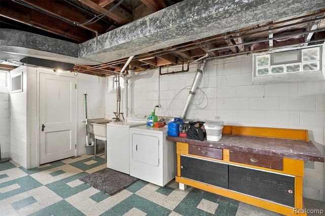 12975 Ward Street, Southgate, MI 48195