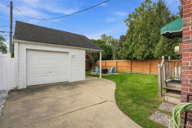 12975 Ward Street, Southgate, MI 48195