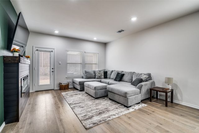 808 Country Road, Josephine, TX 75189