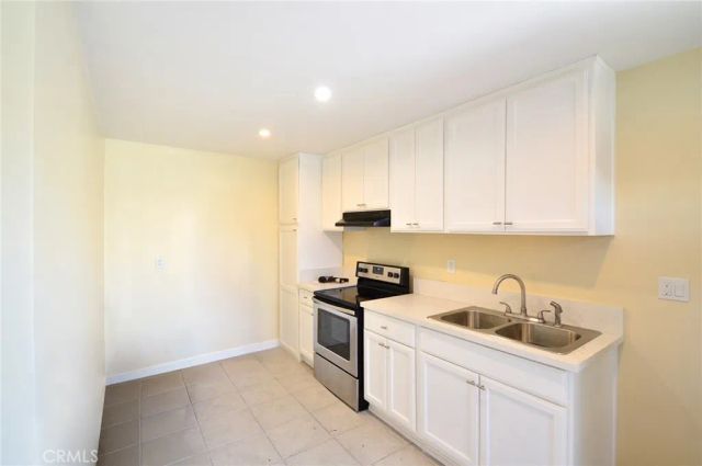 5027 Clara Street, Cudahy, CA 90201