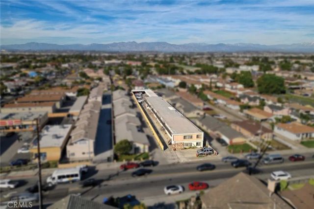 5027 Clara Street, Cudahy, CA 90201