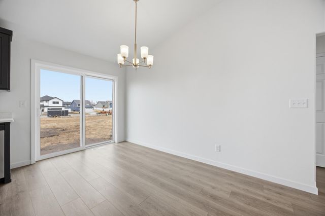 2414 38th Avenue S, Moorhead, MN 56560