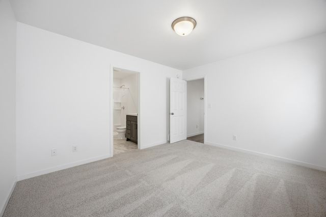 2414 38th Avenue S, Moorhead, MN 56560