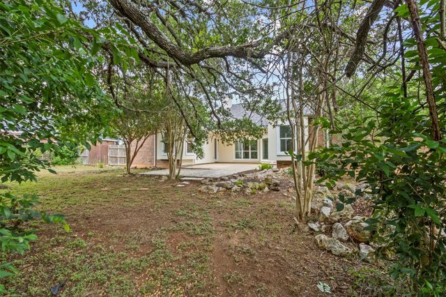 1205 Mountain View DR, San Marcos, TX 78666