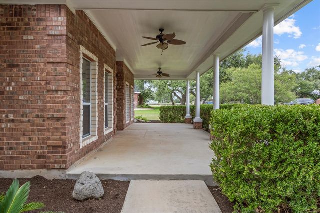 1205 Mountain View DR, San Marcos, TX 78666