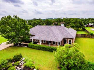 1205 Mountain View DR, San Marcos, TX 78666