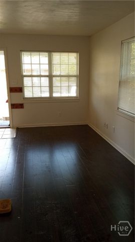 31 Stirling Street, Savannah, GA 31401