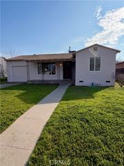 1605 W Fedora, Fresno, CA 93705