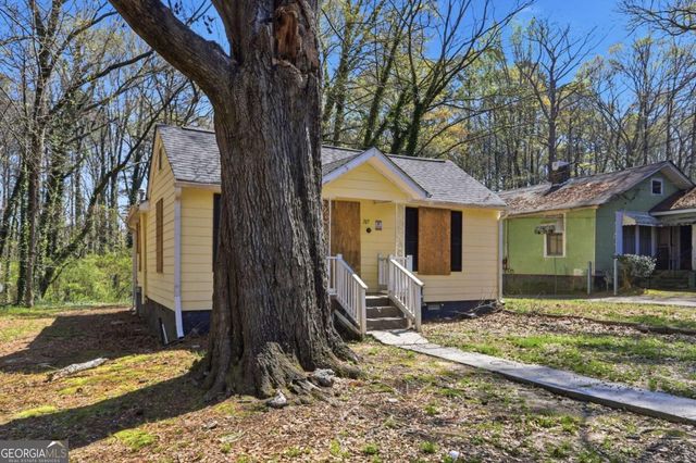 747 Gary Road NW, Atlanta, GA 30318