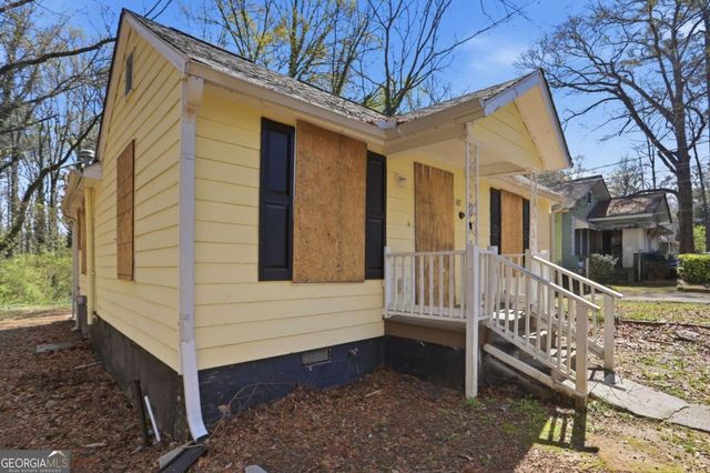 747 Gary Road NW, Atlanta, GA 30318