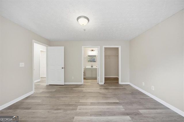 8201 Fairington Ridg Circle, Lithonia, GA 30038