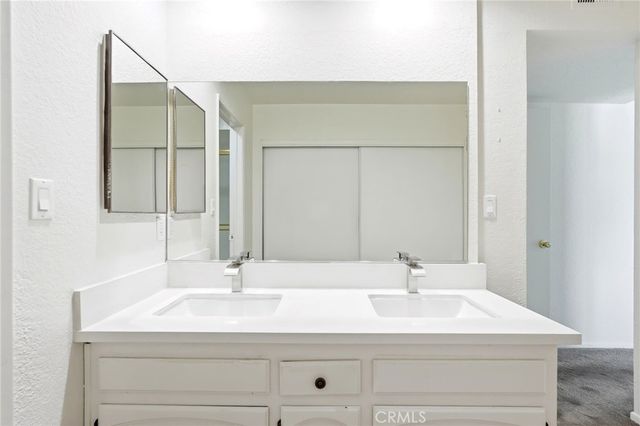 7625 Reseda 202, Reseda, CA 91335