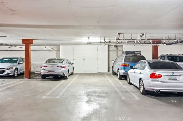 7625 Reseda 202, Reseda, CA 91335