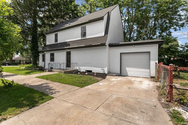 105 E Jennings Avenue, South Bend, IN 46614