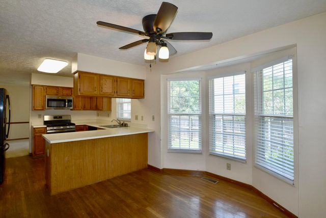 525 Whitson Drive, Columbus, OH 43230