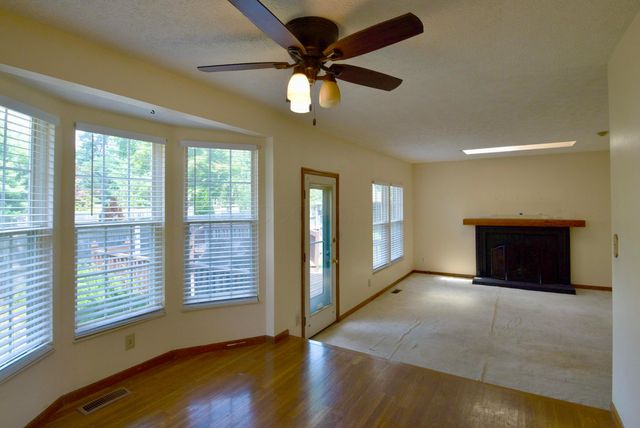 525 Whitson Drive, Columbus, OH 43230