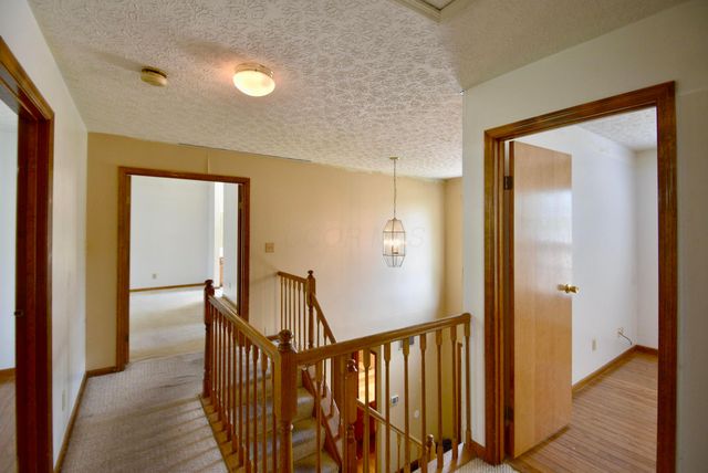 525 Whitson Drive, Columbus, OH 43230