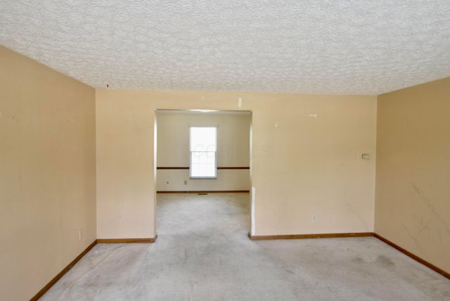 525 Whitson Drive, Columbus, OH 43230