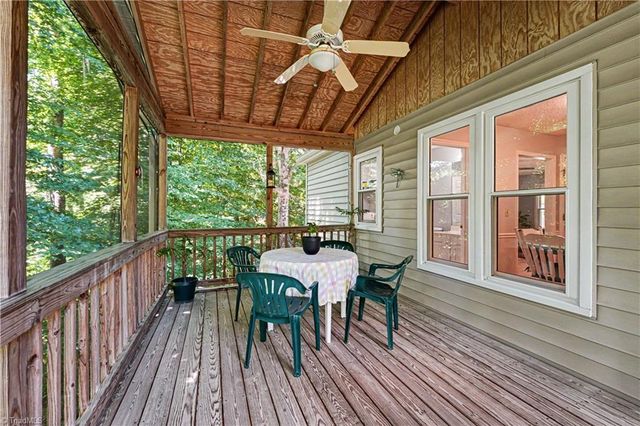 2371 Oakton Drive, Clemmons, NC 27012