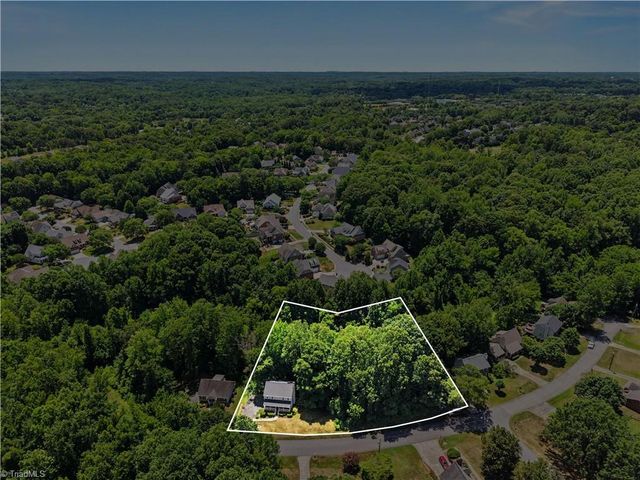 2371 Oakton Drive, Clemmons, NC 27012