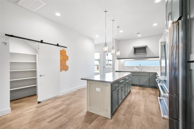 6809 Troya Lane, Houston, TX 77092