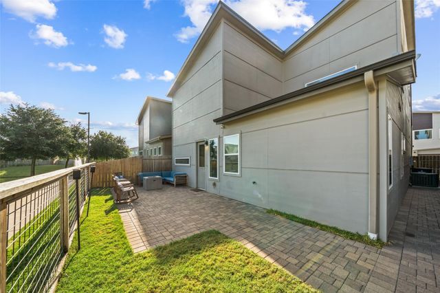 6809 Troya Lane, Houston, TX 77092