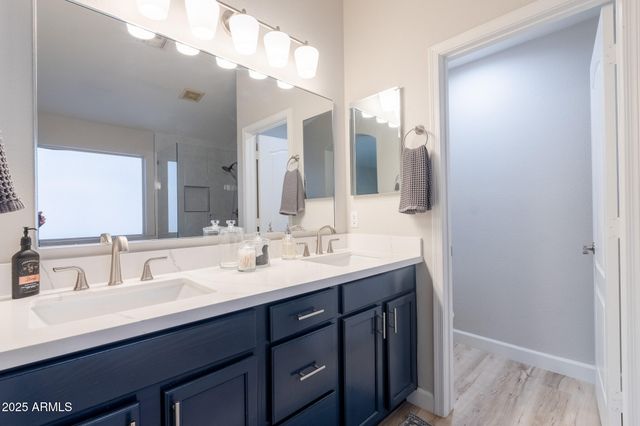 2881 E LA COSTA Drive, Chandler, AZ 85249