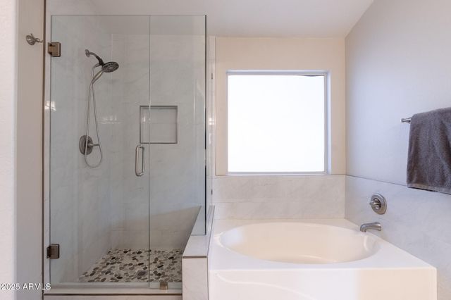 2881 E LA COSTA Drive, Chandler, AZ 85249