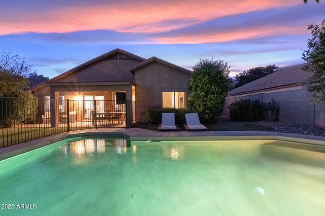 2881 E LA COSTA Drive, Chandler, AZ 85249