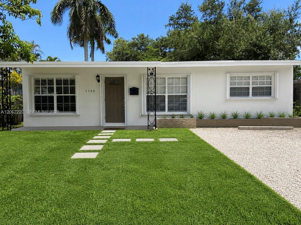 1120 SW 15th Terrace, Fort Lauderdale, FL 33312