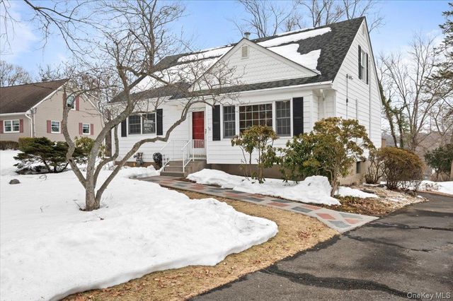 146 N Lincoln Street, Pearl River, NY 10965