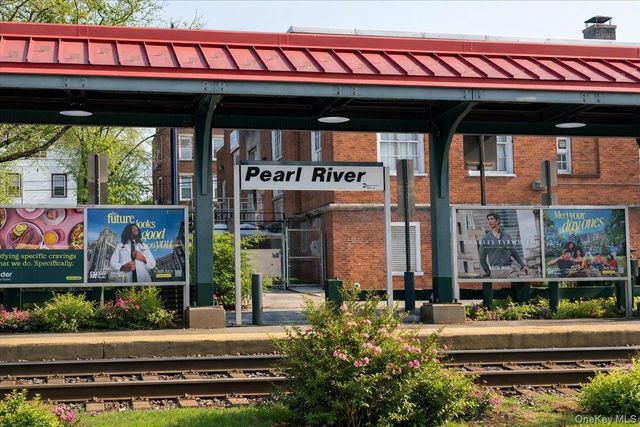 146 N Lincoln Street, Pearl River, NY 10965