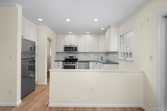 146 N Lincoln Street, Pearl River, NY 10965