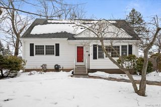 146 N Lincoln Street, Pearl River, NY 10965