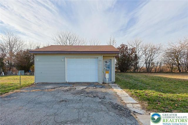 775 Nazareth PIKE, Lower Nazareth Twp, PA 18064