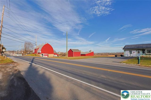 775 Nazareth PIKE, Lower Nazareth Twp, PA 18064