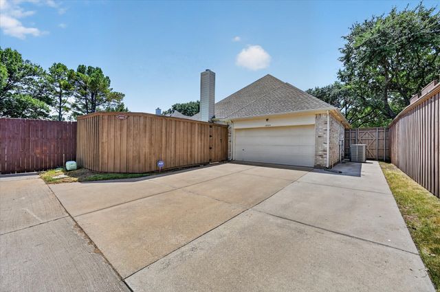 1804 Shadywood Lane, Flower Mound, TX 75028