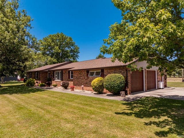 405 E McDonald Street, Hartford City, IN 47348