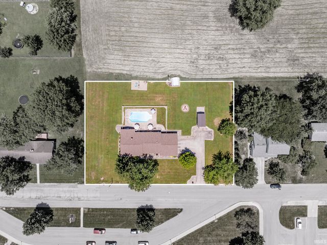 405 E McDonald Street, Hartford City, IN 47348
